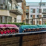 Apartament Wapping Wharf Balcony Flat With Harbour Views *