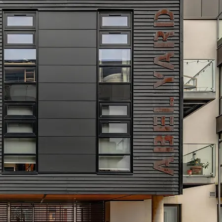 Apartment Center Apt: Harbour Views & Projector Cinema *